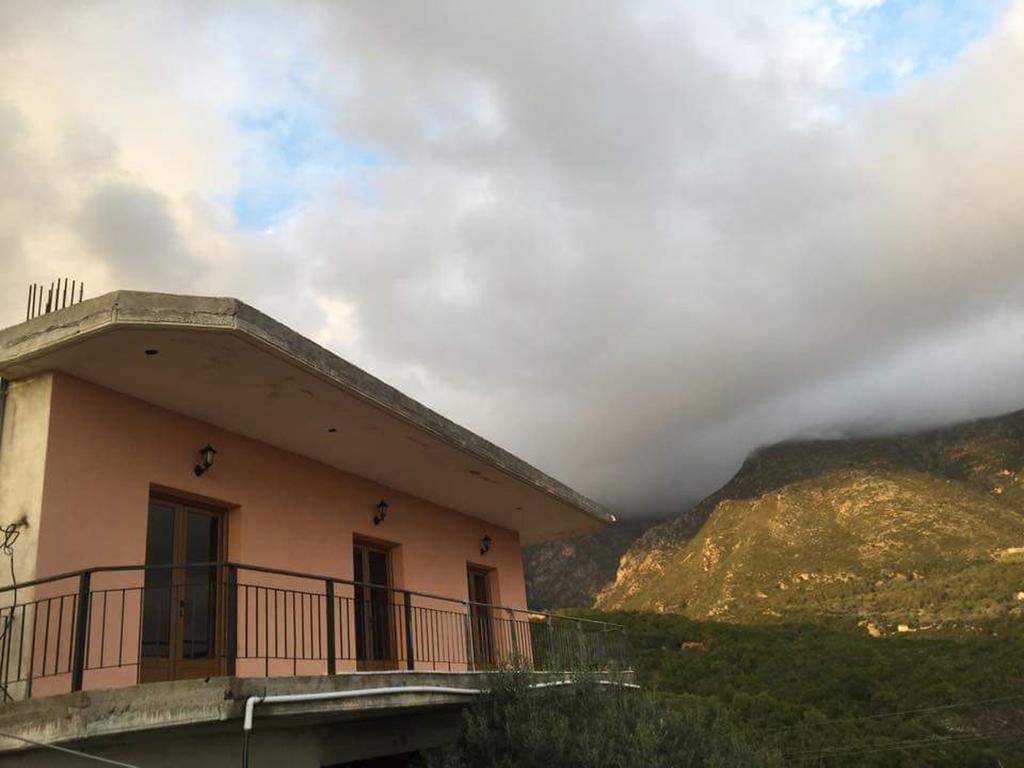 Vila Melpo Apartments Ilias Kültér fotó