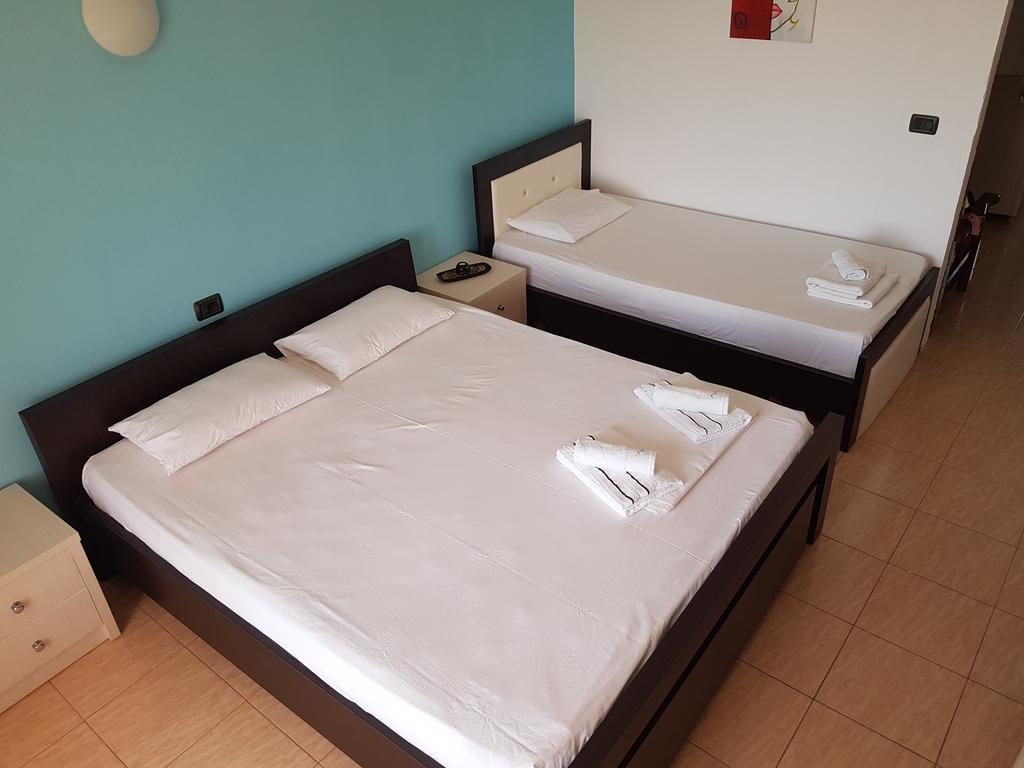 Vila Melpo Apartments Ilias Kültér fotó